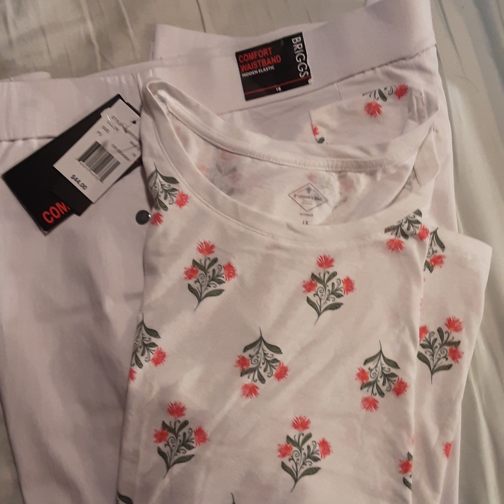 Briggs New York Women's White Capris